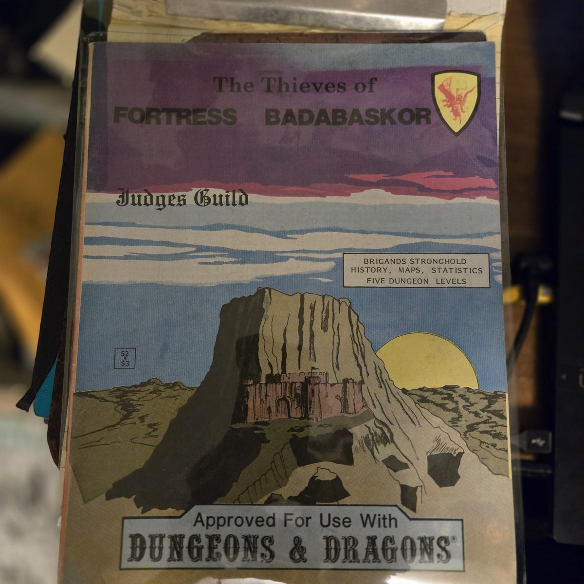 RossSimmerman's tweet photo. Another mail call, classic Judges Guild.
#judgesguild #dnd #ttrpg #csio #Wilderlands https://t.co/XgTnwwrxVB