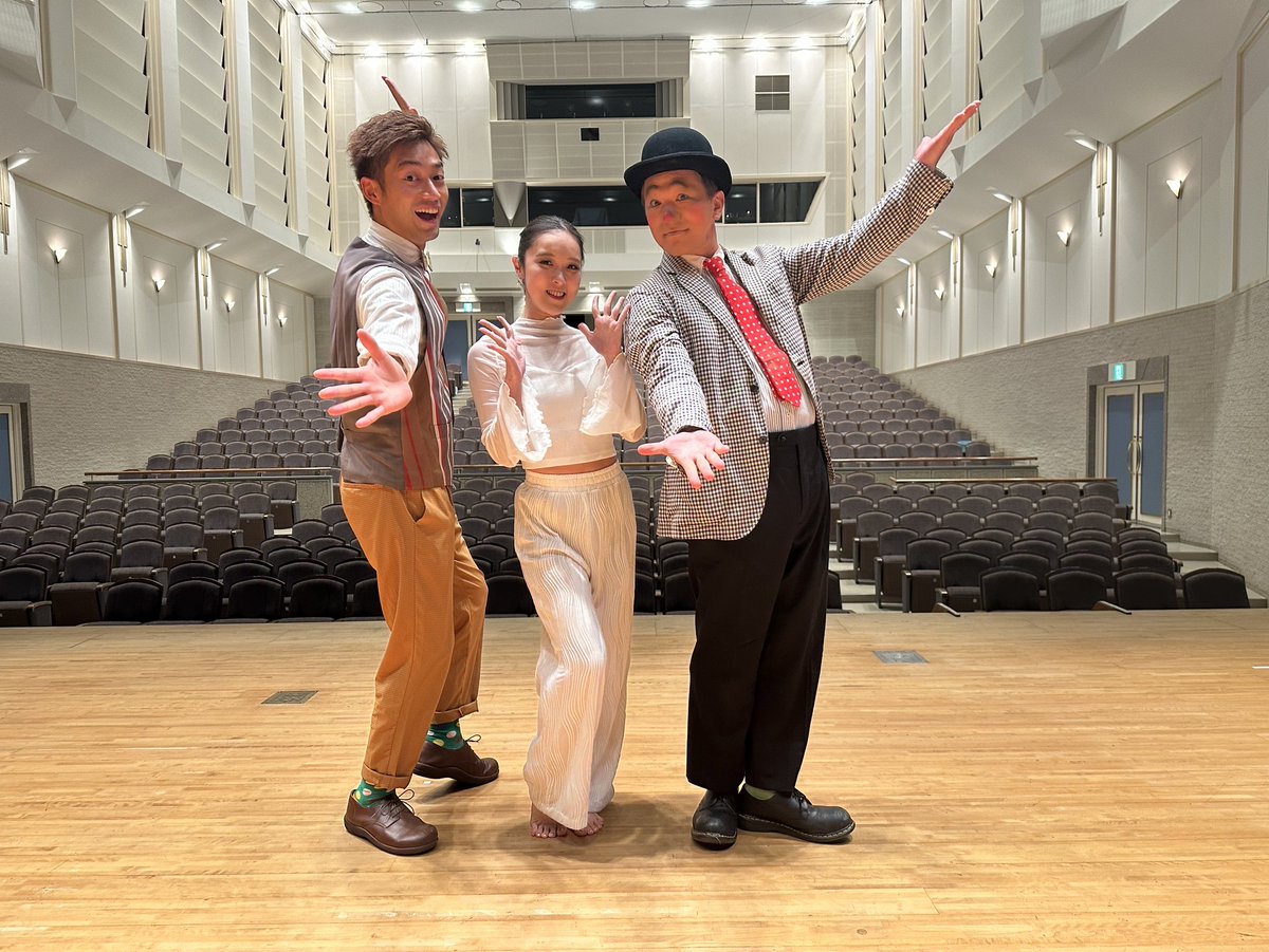 yocircus's tweet photo. 【こどもパフォーマー倶楽部】(印西市文化ホール)始まりました。３回目となる今回は、予想を上回るお申込みがありました。発表会に向けて、楽しもう！
https://t.co/5o5U5LSi8o

#こどもパフォーマー倶楽部 #大道芸 #クラウン #スポーツスタッキング #コントーション #ふくろこうじ #SEOPPI #Honoka https://t.co/XMQwneVHzT