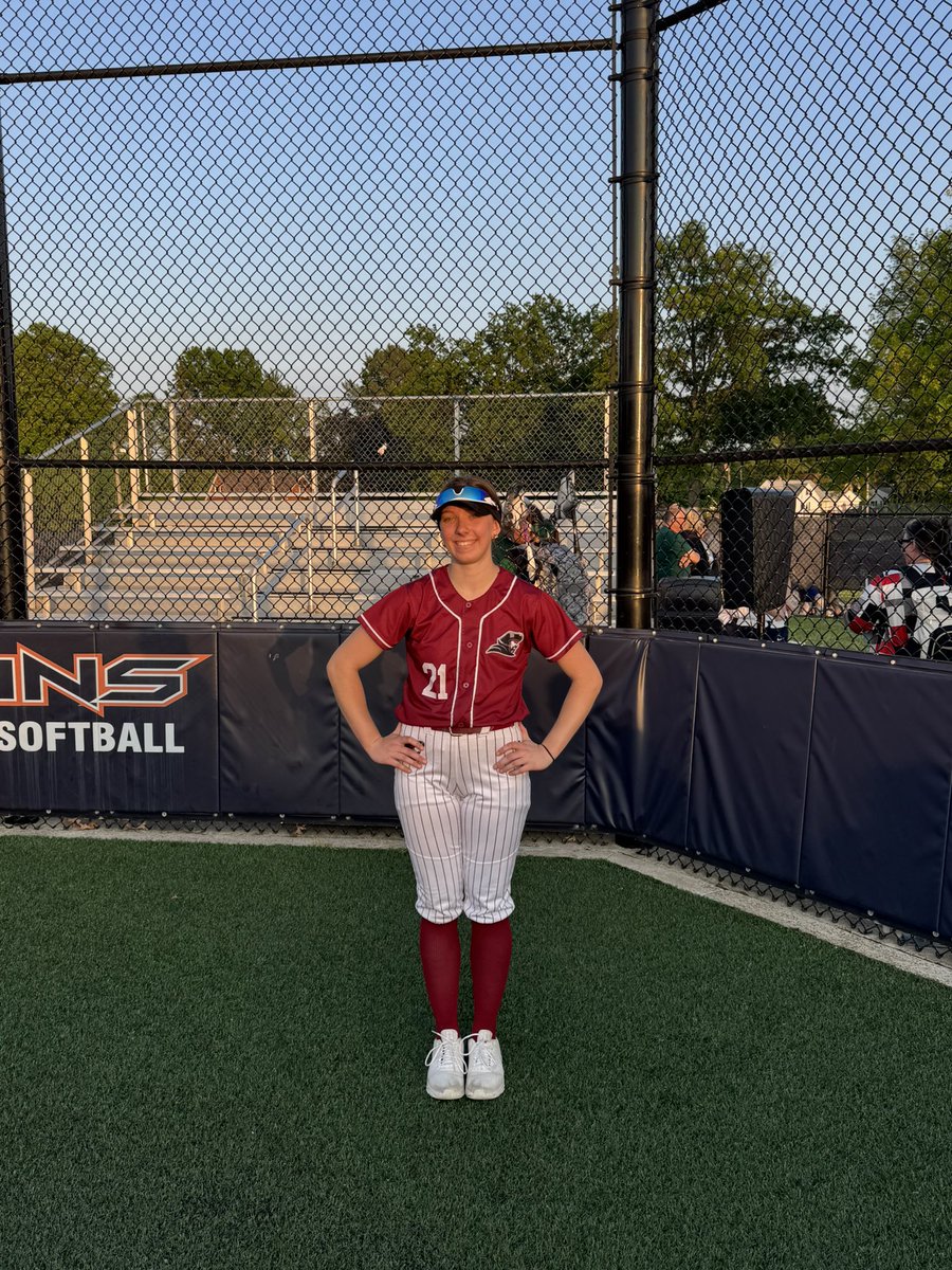 CoachHammondRR's tweet photo. Team Red wins the @ccscaohio All-Star Game 5-3! Reagan Kane goes 1-3 with an RBI double and pitches innings 6 and 7 allowing 1 hit while striking out 2 to earn the save! @reagan_kane21 @RRfastpitch https://t.co/NJ7VXUK79k