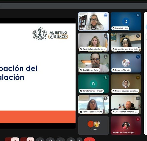 CynthiaCanteroP's tweet photo. Hoy celebramos la sesión del #COPPLADE, donde aprobamos el Plan Estatal de Desarrollo y Gobernanza 2024–2030, que próximamente presentaremos ante el Gobernador Pablo Lemus y ante el Congreso de Jalisco.

Este documento será la hoja de ruta para los próximos seis años: un mandato social construido con las voces, ideas y aspiraciones de las y los jaliscienses. Seguimos avanzando con visión de futuro y participación ciudadana.
#AlEstiloJalisco