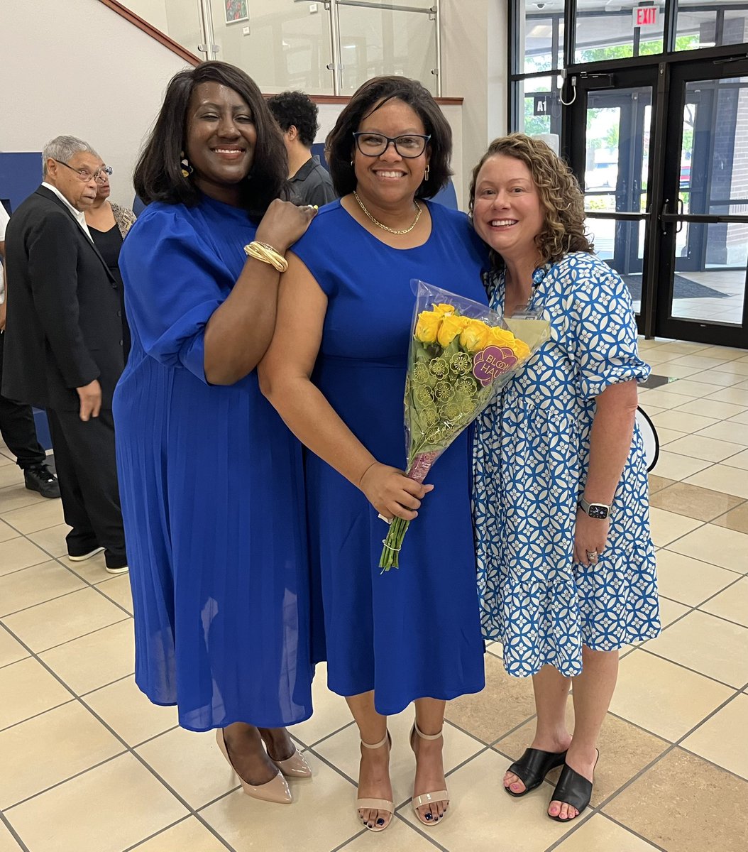 Rachel E Garrett (@garrettrachele) on Twitter photo Congratulations to Sherri Miles on being named the new principal of <a href="/MemorialSTEM/">Memorial Elementary</a> 🤩 <a href="/slawsonlisd/">Stephanie Lawson</a> and I are so excited to support your leadership as you continue the excellence at Memorial! #ProudChief Congratulations to Sherri Miles on being named the new principal of <a href="/MemorialSTEM/">Memorial Elementary</a> 🤩 <a href="/slawsonlisd/">Stephanie Lawson</a> and I are so excited to support your leadership as you continue the excellence at Memorial! #ProudChief
