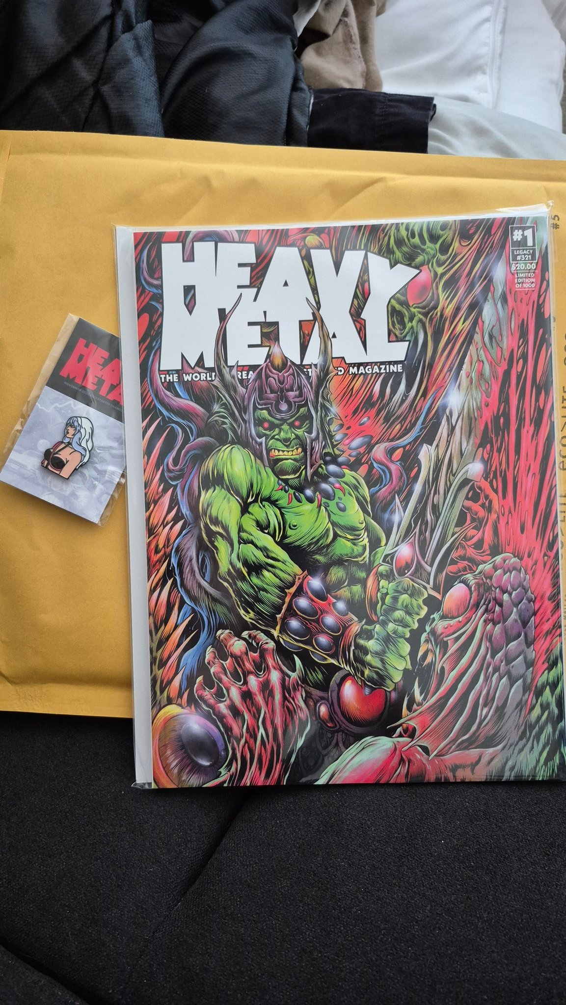 The @HeavyMetalInk is back. I just got my copy in today, and I am all in on supporting bringing this back. https://t.co/NGk0oM9f3d