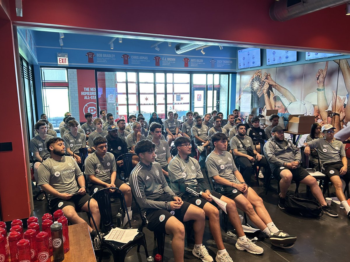 Dean Arrow tweet media