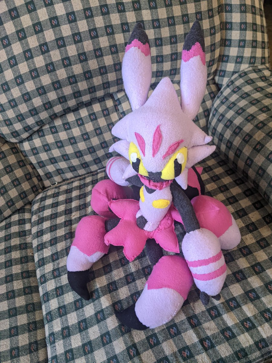 ultramitehero's tweet photo. Look what I finished making at the end of May!! I made a plush of a Pal from #Palworld that I've become attached to: #Tarantriss!! I named my one "Taffeta", because she likes to make costumes and accessories out of fabric! This was SUCH a labor of love, as you can probably tell!! https://t.co/gKzbdZQmw1
