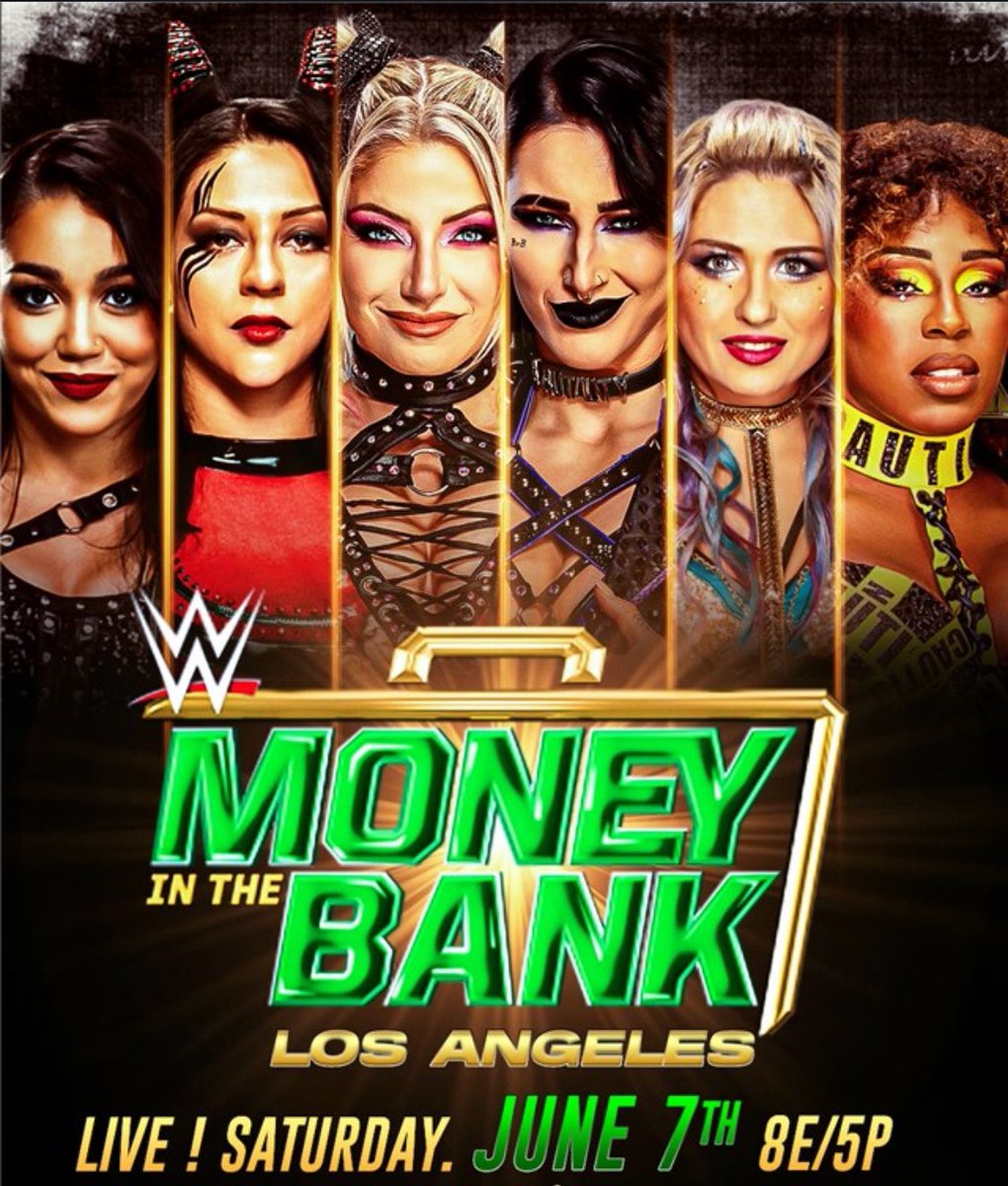 DirtyDomDom's tweet photo. Who is winning this then ?
#MITB #WWERAW https://t.co/xwaLoRPOuA
