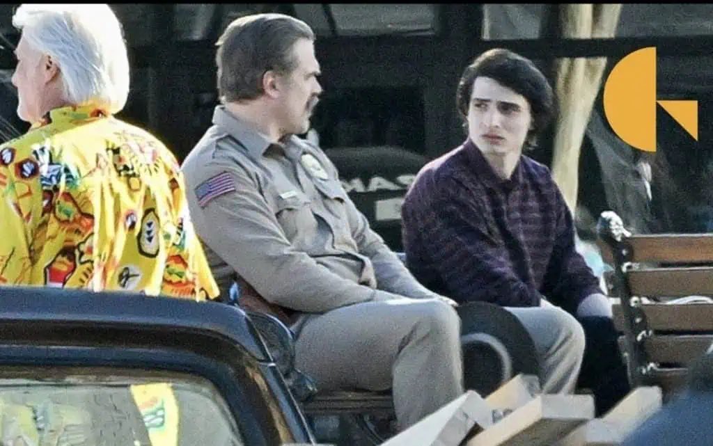 Stranger Universe tweet media