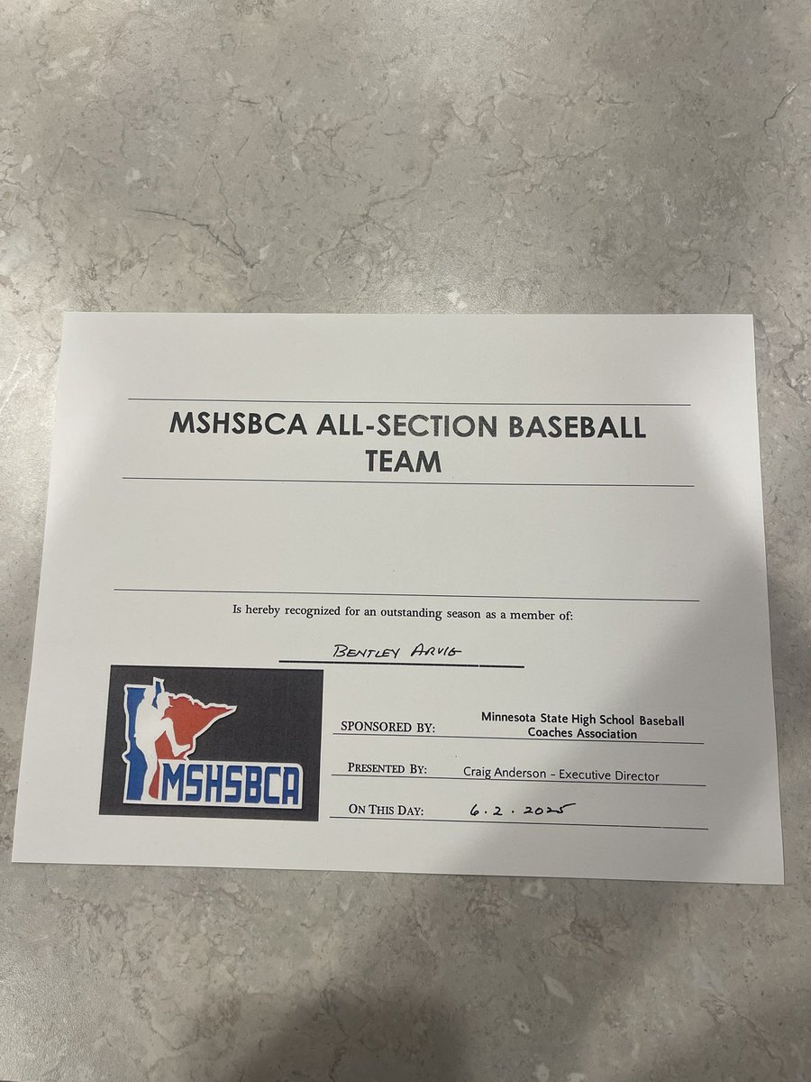 bentleyarvig6's tweet photo. Junior season stats: 

18-6

Big 9 Honorable Mention 
All Section Selection 

Ab: 59
H: 21
BB: 8
SO: 6
SB: 6
Avg: .356
Obp: .479
Ops: .835

@OTownBaseball https://t.co/UBEGN1bqwL