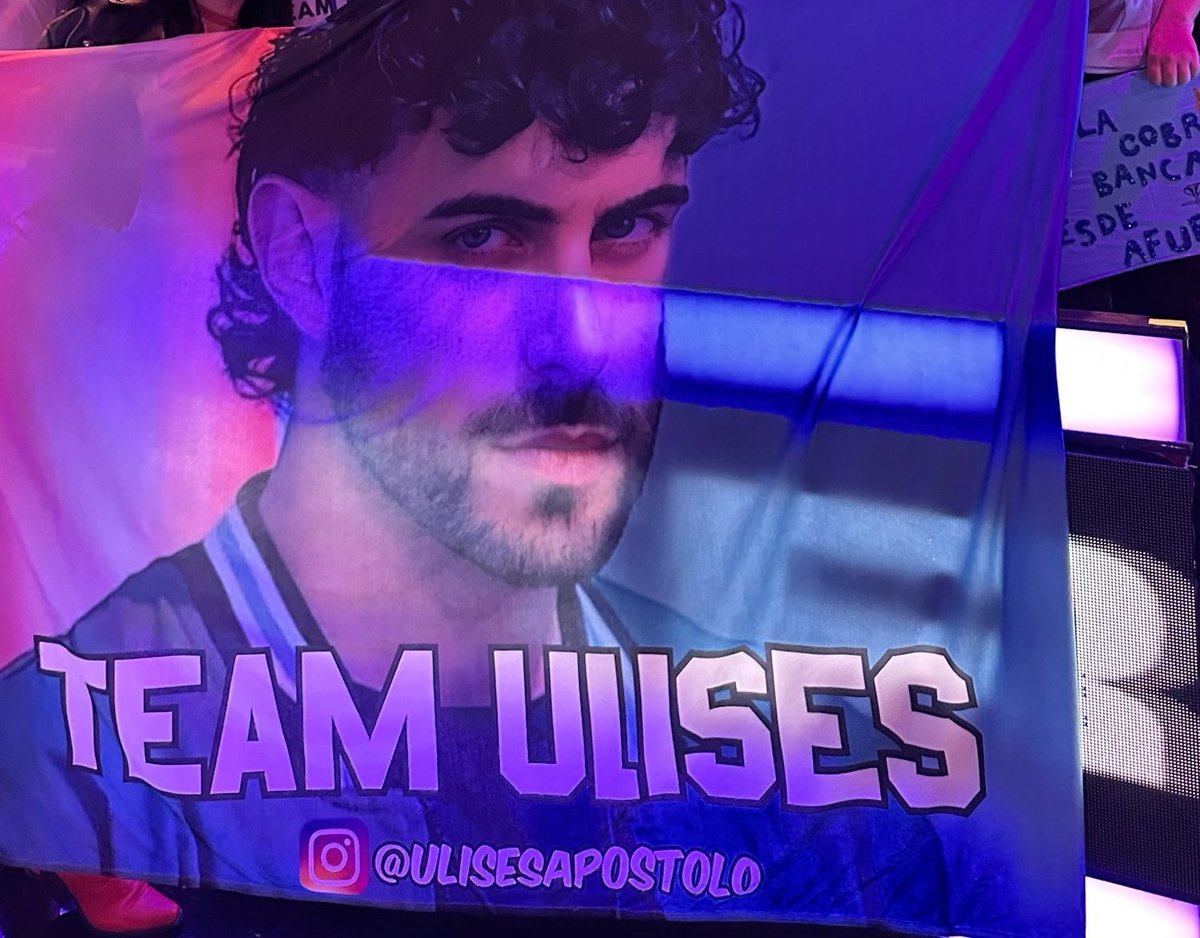 Thomsspz2022's tweet photo. La tribuna de gran hermano grita hoy se va el tiburón #GranHermano #GranHermano2025 #GranHernano #GranHermanoArgentina #GH2025 https://t.co/qgqYL3pwlr