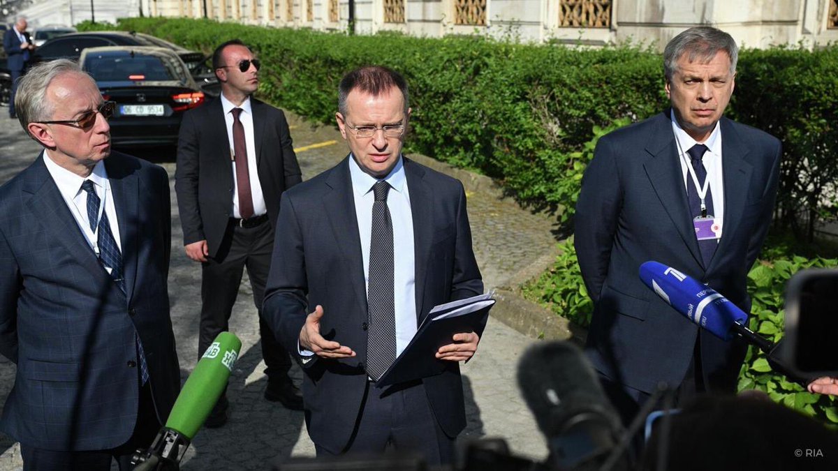 55Bellechasse's tweet image. Déclaration de Vladimir Medinsky, Chef de la délégation russe,
à l’issue du deuxième cycle de négociations russo-ukrainiennes à Istanbul (2 juin 2025)

*« Concernant les enfants — puisque c’est devenu un sujet central — permettez-moi de dire les choses simplement.
On a entendu…