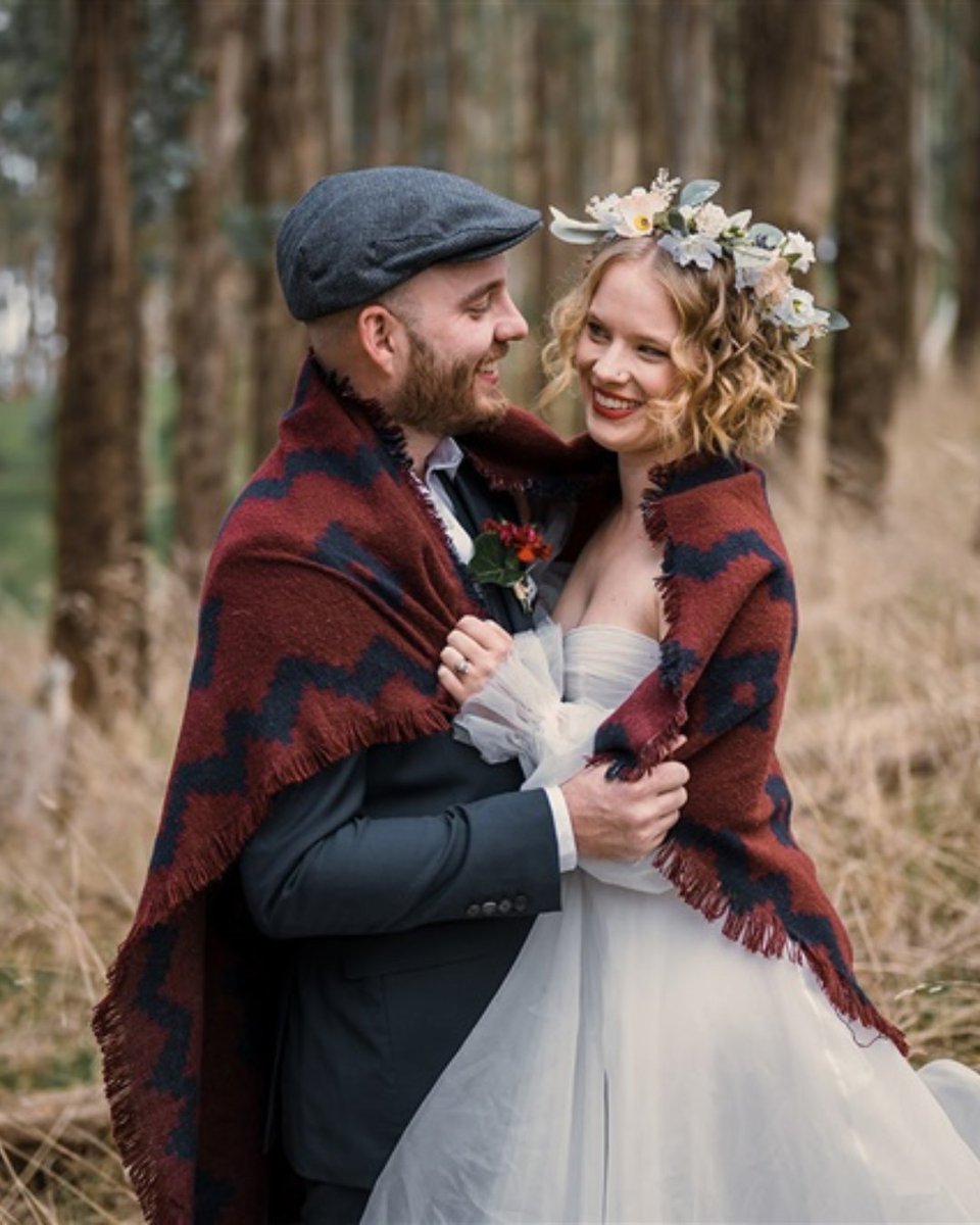 GroveGippsland's tweet photo. Discover Gippsland's winter fairytale! Enchanting misty mornings and fireside receptions await. 
Spots are limited for 2025!
.📞+61 457 111 026 
🌐https://t.co/k9uOAMVHEl 

#GippslandWedding #GippslandBride #GippslandWeddingVenue #VictorianWedding https://t.co/avRnTsbh8E