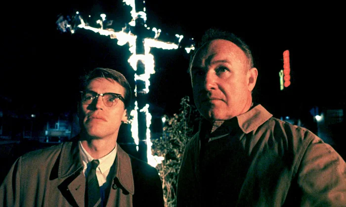 volví a ver mississippi burning al final es cierto lo de la urgencia masculina de ser un detective investigando un caso en un extraño pueblo rural