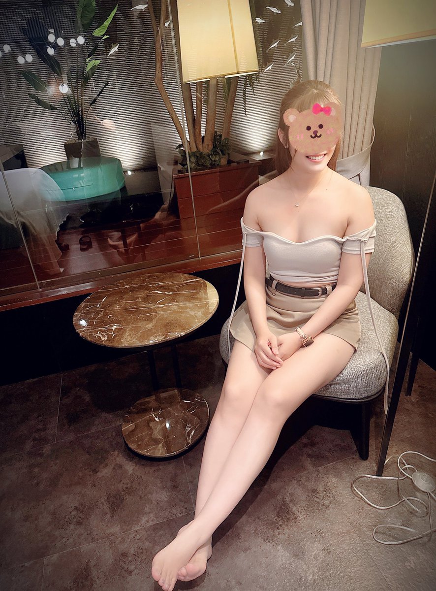 今天晚上有人要陪我們一起去看不可能的任務嗎？
或是一起喝個咖啡聊聊天
南紡夢時代 來嗎😳