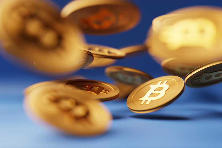 Tyypillisin tapa sijoittaa kryptovaluuttoihin on käydä niillä kauppaa –  joko aktiivisesti tai esimerkiksi "osta ja pidä" -strategialla. Verotustakin kannattaa pohtia, vaikka kryptovarojen verotukseen ei ole omia säännöksiä. #Bitcoin #Kryptosijoitus taloustaito.fi/bonus/verotus/