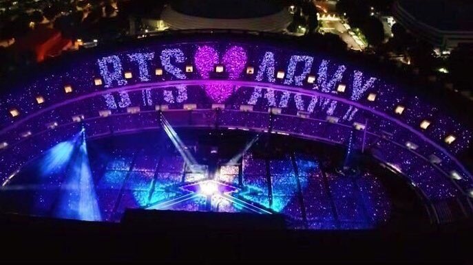 Iovedkoo's tweet image. BTS LIGHTSTICK GIVEAWAY💜

- follow + retweet
- read info in thread about joining! 

💫 ww
💫 official bts lightstick 

ENDS JUNE/25