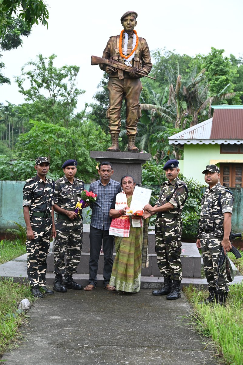 @68BnSSB_INDIA (@68bnssb_india) on Twitter photo рджрд┐рдирд╛рдВрдХ 02/06/2025 рдХреЛ рд╢реНрд░реА рд░рд╛рдХреЗрд╢ рдХреБрдорд╛рд░ рд╕рд╣рд╛рдпрдХ рдХрдорд╛рдВрдбреЗрдВрдЯ,68 рд╡реА рд╡рд╛рд╣рд┐рдиреА рдХреЗ рдиреЗрддреГрддреНрд╡ рдореЗрдВ рдПрдХ рдЕрдзреАрдирд╕реНрде рдЕрдзрд┐рдХрд╛рд░реА рдФрд░ 02 рдЕрдиреНрдп рдХрд╛рд░реНрдорд┐рдХ рд╢рд╣реАрдж рдЖрд░рдХреНрд╖реА(рд╕рд╛рдорд╛рдиреНрдп) рдиреАрд░рдЬ рдЫреЗрддреНрд░реА рдХреЗ рдирд┐рд╡рд╛рд╕ рд╕реНрдерд╛рди рдореЗрдВ рдЙрдирдХрд╛ рдкреБрдгреНрдпрддрд┐рдерд┐ рдЖрдпреЛрдЬрд┐рдд рдХрд┐рдпрд╛ | рджрд┐рдирд╛рдВрдХ 02/06/2025 рдХреЛ рд╢реНрд░реА рд░рд╛рдХреЗрд╢ рдХреБрдорд╛рд░ рд╕рд╣рд╛рдпрдХ рдХрдорд╛рдВрдбреЗрдВрдЯ,68 рд╡реА рд╡рд╛рд╣рд┐рдиреА рдХреЗ рдиреЗрддреГрддреНрд╡ рдореЗрдВ рдПрдХ рдЕрдзреАрдирд╕реНрде рдЕрдзрд┐рдХрд╛рд░реА рдФрд░ 02 рдЕрдиреНрдп рдХрд╛рд░реНрдорд┐рдХ рд╢рд╣реАрдж рдЖрд░рдХреНрд╖реА(рд╕рд╛рдорд╛рдиреНрдп) рдиреАрд░рдЬ рдЫреЗрддреНрд░реА рдХреЗ рдирд┐рд╡рд╛рд╕ рд╕реНрдерд╛рди рдореЗрдВ рдЙрдирдХрд╛ рдкреБрдгреНрдпрддрд┐рдерд┐ рдЖрдпреЛрдЬрд┐рдд рдХрд┐рдпрд╛ |