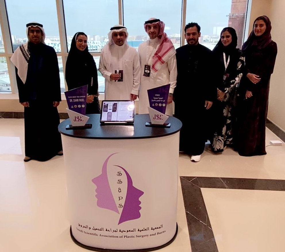 PSIC_SSAPSB's tweet image. Huge thanks to the Saudi Scientific Association of Plastic Surgery and Burns @Ssapsb🧑‍⚕️🔥 and Jeddah Surgical Bootcamp Conference for giving us the opportunity to showcase our club’s committees &amp;amp; activities 🌟

We shared how to register in the club, upcoming events, and our club…