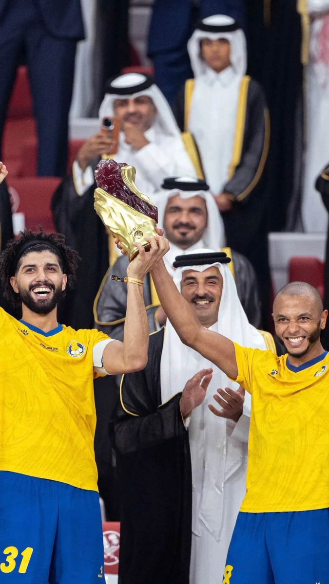 وصلني علم انه تم التجديد رسمياً لفرجاني ساسي وياسين ابراهيمي لموسم قابل للتجديد.

اذا صحّ الخبر فهو تجديد مستحق للثنائي اللي كانوا سبب في اعادة #الغرافه للبطولات بعد 13 سنة عجاف وبإذن الله بيبرزون أكثر الموسم القادم مع زيادة عدد المحترفين لعشرة.

#قطر 🇶🇦