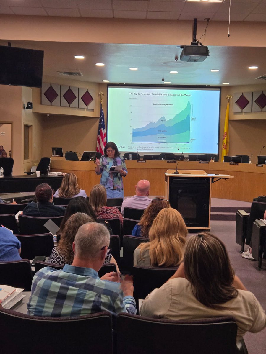 ignacior38's tweet image. Proud to join LCPS leaders this morning at the LCPS QTEL Institute with Dr. Aída Walqui & Leslie Hamburger—powerful learning for equity & excellence.
Another cohort also engaged in Standards-Based Learning to elevate clarity, consistency & rigor for all students. @LCPSnet
