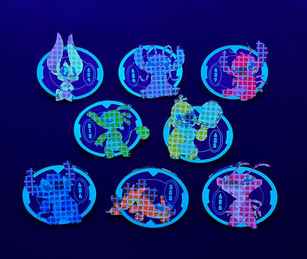 ディズニアナ　ピンバッジ ピンバッジ【植物=シスルとライオン】Tradition 90040-T489