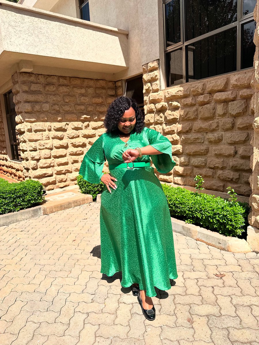 It may be a short week, but every moment still counts—make it focused, fearless, and full of intention.
#BlessedWeek
#MamaMiradi