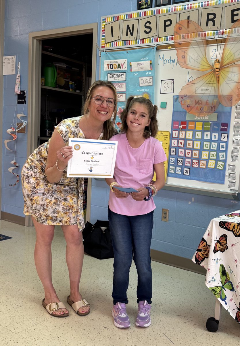 Mrs. Z’s Monarch Room Adventures tweet media