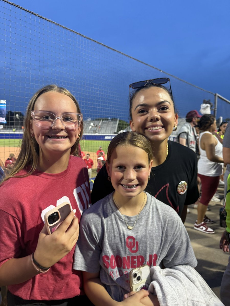 Thank you <a href="/alyss_33/">alyssa brito</a> for always being so kind. This made my girls day! #boomer