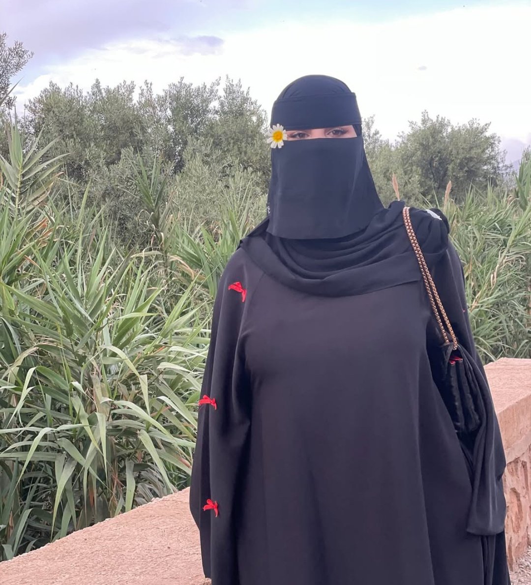 AsalamuAlaikum 🥀 
Subah Ba Khair 🤲🥀