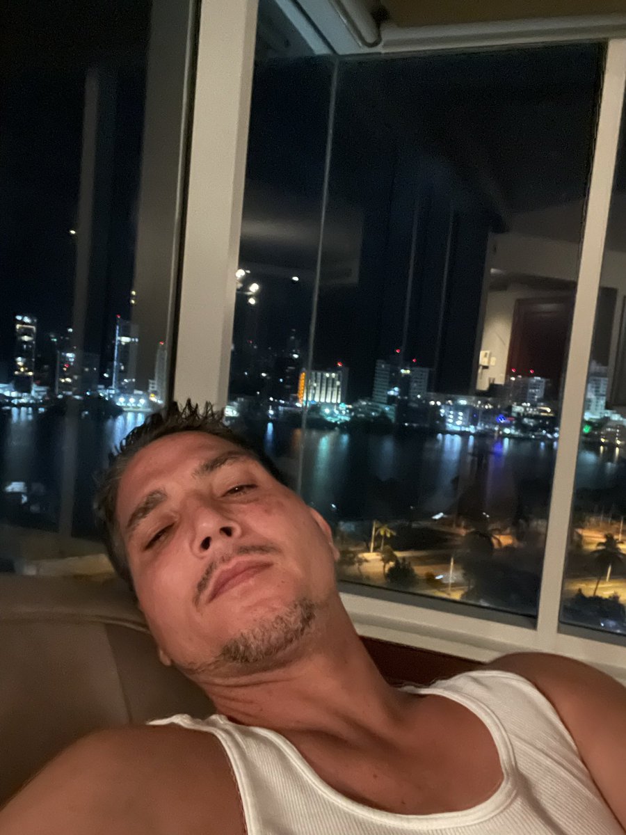 SOMASSCapital's tweet image. I love Boriqua! Mt former CEO is in his penthouse 5 floors above my condo. That’s Condado & Viejo out there. I’m about to crash so GN & $TOILET @toiletdustsui is what u need to know before crashing too. I’ll be back stateside maybe in 2 months or so. $DOGE $BTC $SUI $TOILET #web3