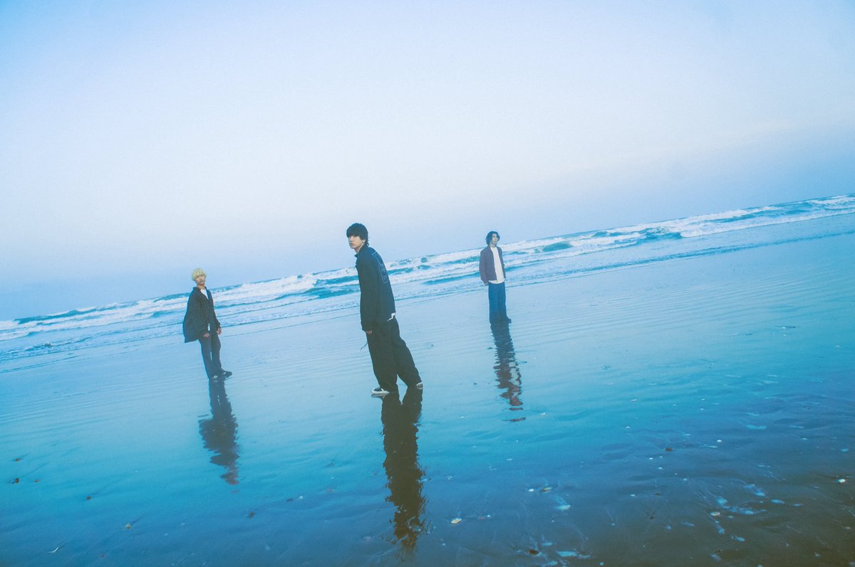 32_sunny_girl tweet picture
