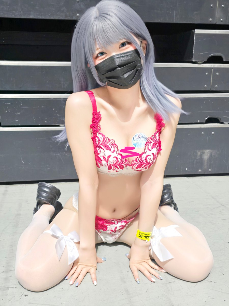 ←これが　　　　　　　こう→ https://t.co/cgVgKOBBS0