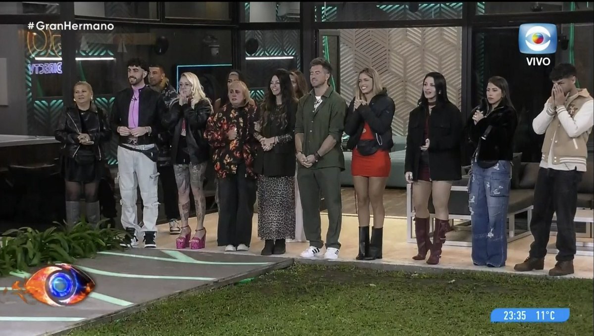 Este #GranHermano fue el que peor empezó de los 3 (el primer mes y medio era inconsistente) y creo que es el que va a terminar mejor. Le queda bastante contenido para 20 días, los otros a esta altura estaban siendo estirados absurdamente.