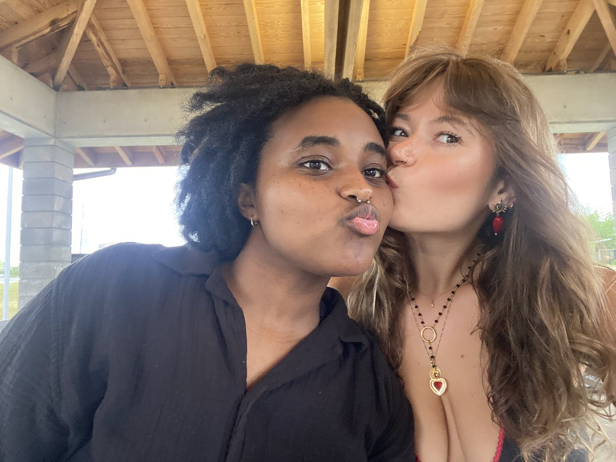 orrisandiris 🦪🩰🦢🍸 tweet media