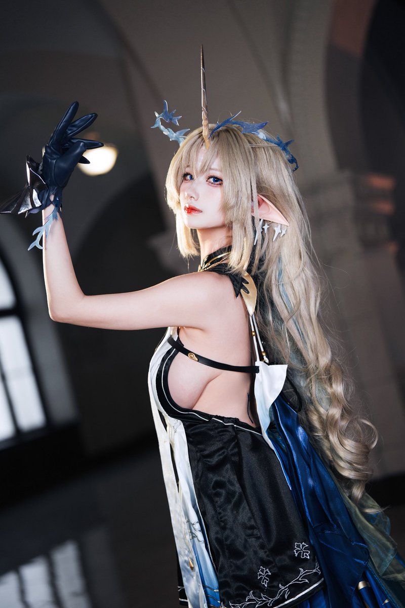 Against the tide
#WutheringWaves #wuwa #Fleurdelys #WuWaAnniversary