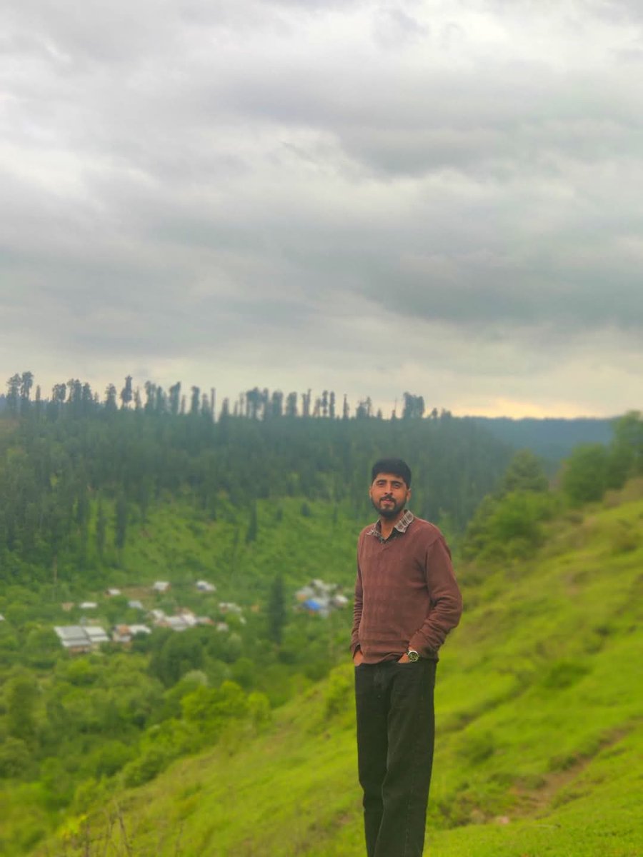 #Upper
#ReachesIn
#Shopian ❣️