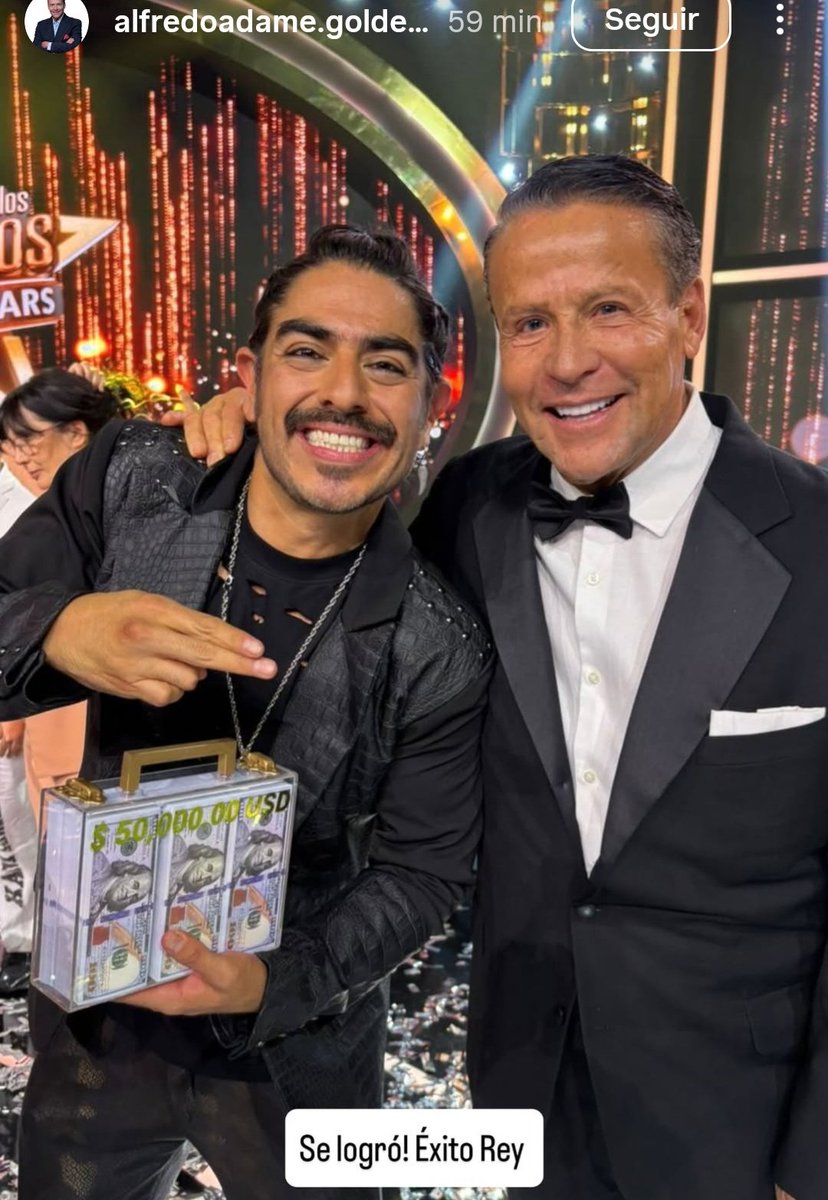 AMMZ1027's tweet photo. El prinshipe Alfredo Adame  🤴🏻con el ganador Caramelo 🍬  y el 3er finalista Rey grupero 🤠  
#LCDLFAllStars  #LCDLF5 https://t.co/z0EFHeI1QN