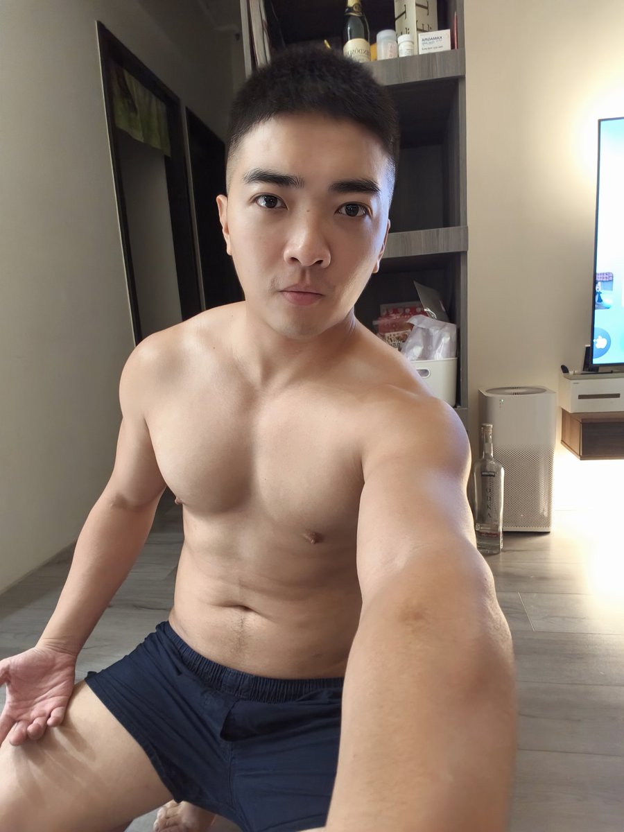 1號是不是都喜歡腹肌0阿🥲