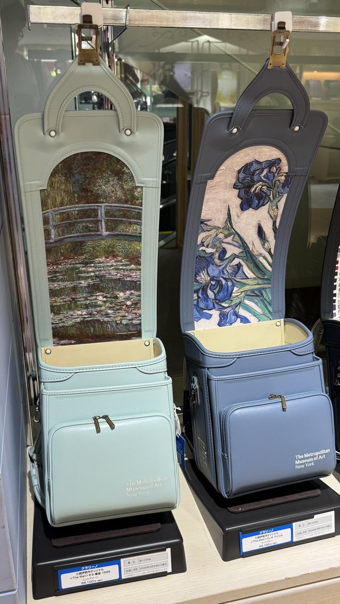 ランドセルの裏生地がゴッホにモネ！？🤣✨