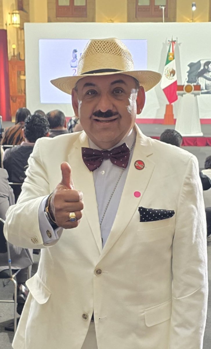 ¿Su familia no se avergonzará de este lame patas?