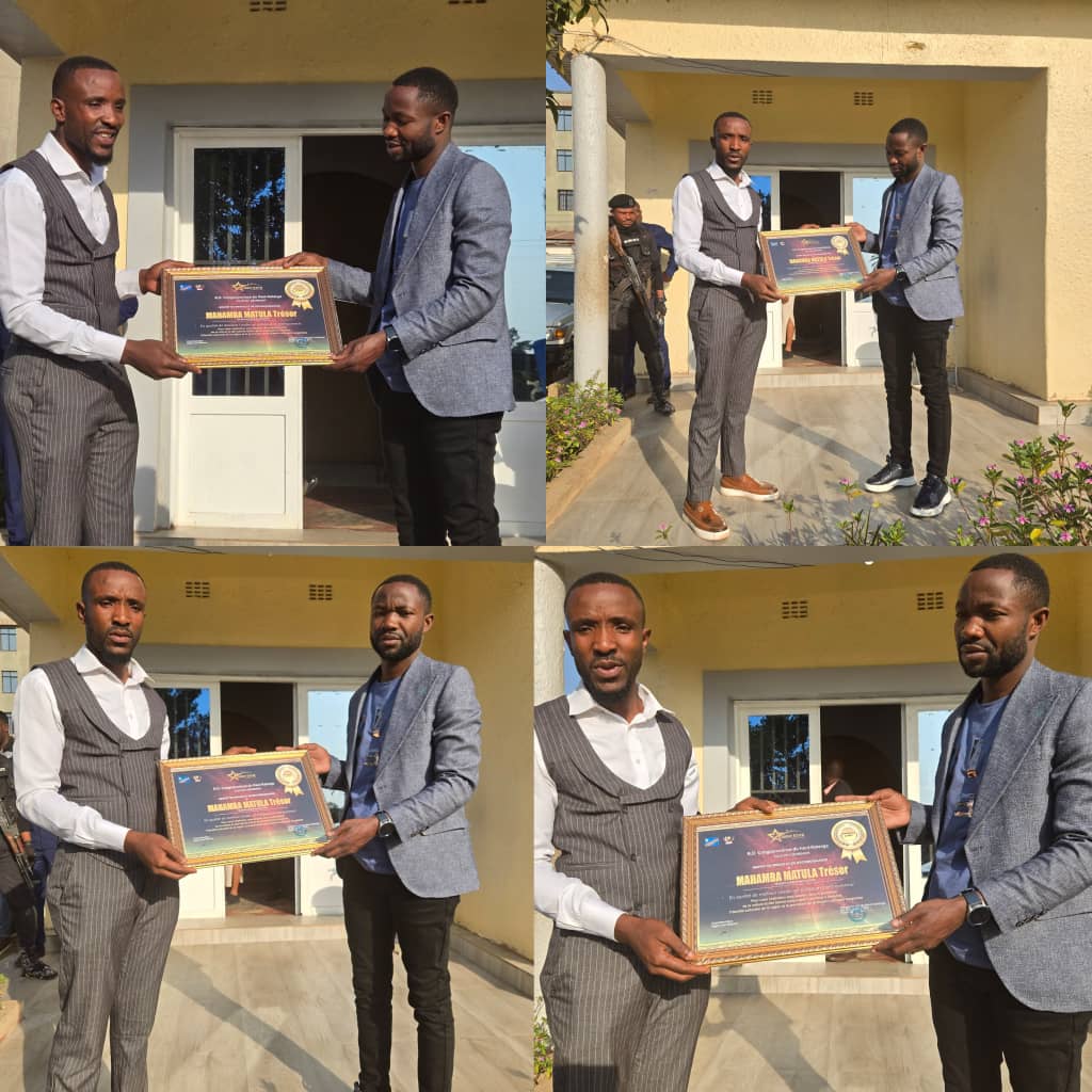 🌟 Dans une atmosphère de fierté, Maître Trésor Mahamba a reçu un diplôme de mérite de l’organisation GREAT STAR pour son engagement exceptionnel à promouvoir la culture congolaise. Il affirme : « Ce prix m’inspire à continuer avec encore plus de détermination ». #RDC #