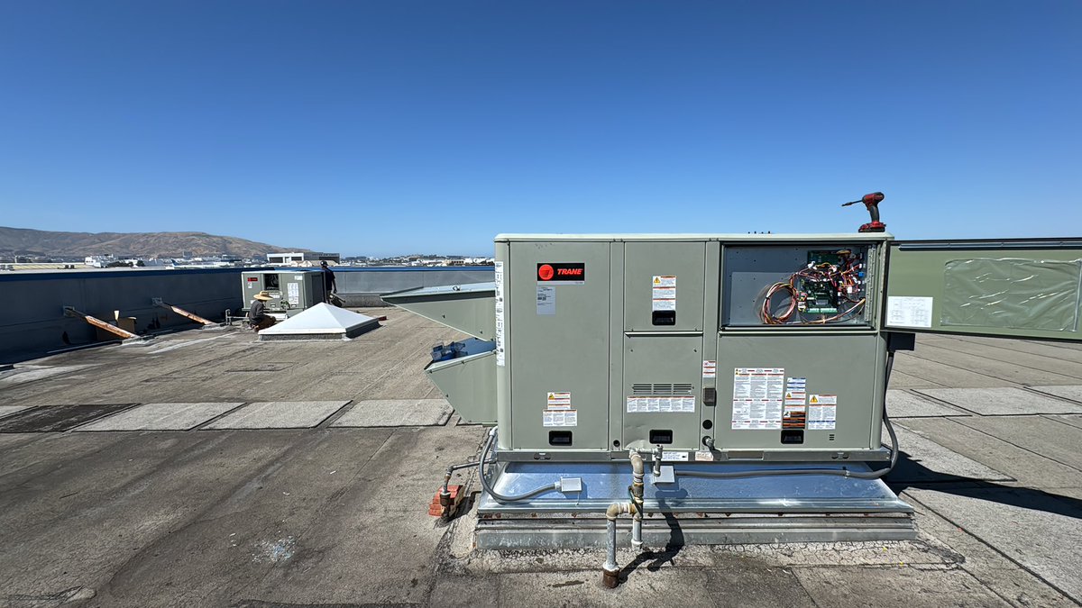 🎉 Big day for the team! Just wrapped up our first commercial job. Proud of the crew for crushing it! 💪 #HVAC #TeamWork #CommercialSuccess #ArtsHeatingandCooling