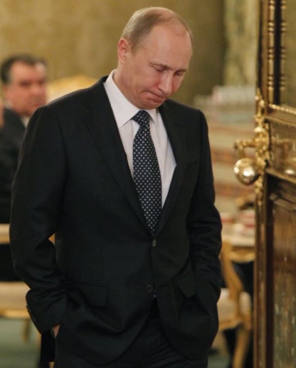 Путин — жалкое, тупое и бездарное ничтожество. Он проиграл войну, потерял армию и флот, уничтожил экономику, убил и искалечил миллионы россиян, превратил страну в помойку и вытравил в ней всё живое.
Спасибо, Вова, ты не зря прожил свою жизнь!