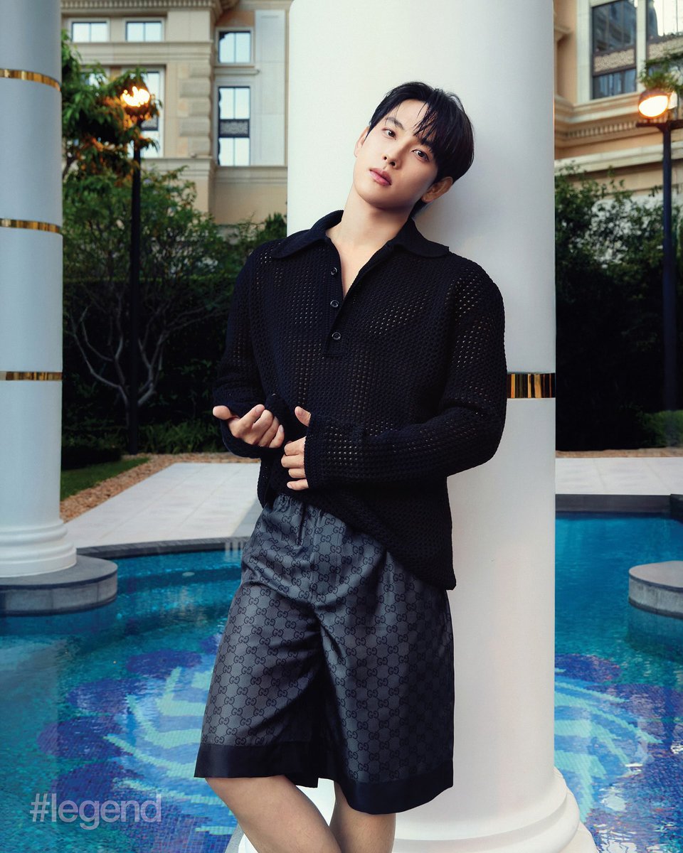 nouryim's tweet photo. woahhhh he's so perfect 😭😭😭 https://t.co/sQuGOXF5g5
