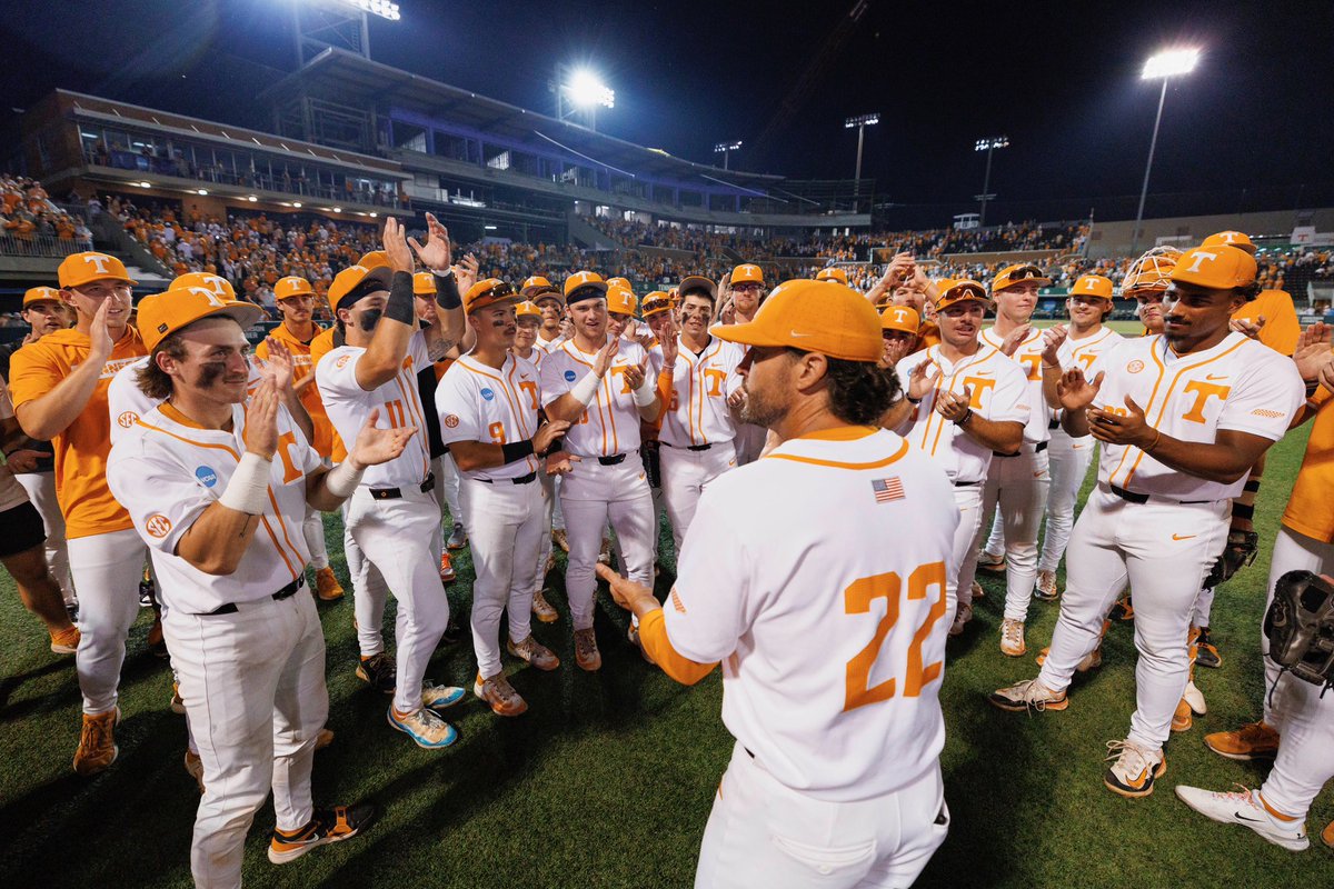Vol_Baseball's tweet photo. Goodnight, Vol Nation 🍊 https://t.co/eFty9m6ZJa