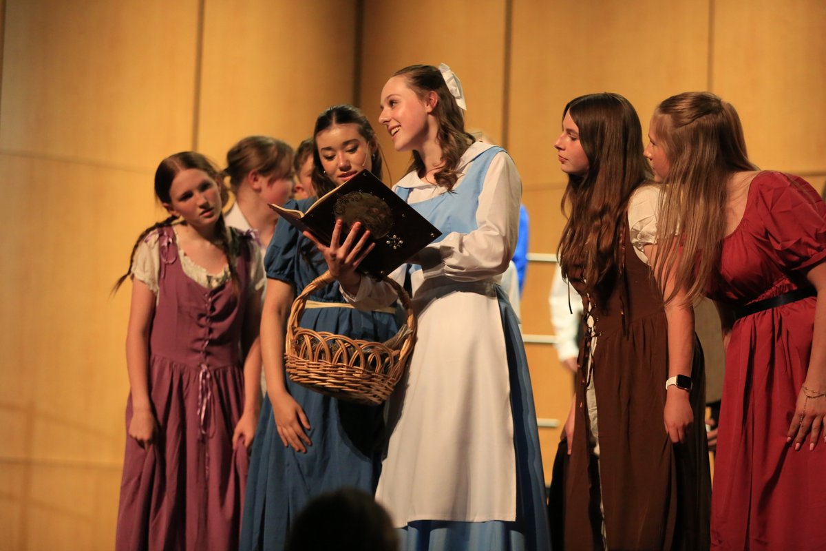 Mountain View Middle tweet media