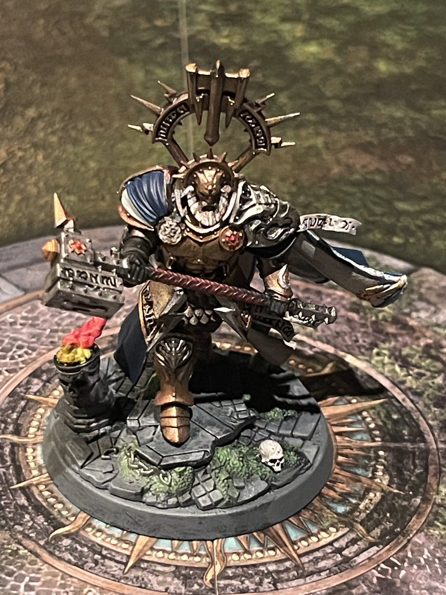 先日購入したバスティアンさんを塗ってみました。
今のおいらの技術じゃ、これが限界だった😭
#ウォーハンマーaos
#ウォーハンマー大須
#スピアヘッドで遊びたい