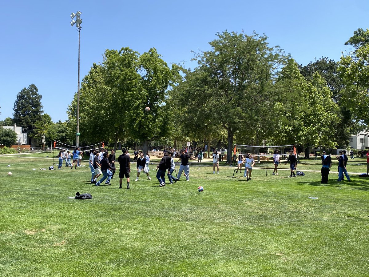 One last hurrah! 🧺🎉 Our 8th Grade Picnic was the perfect way to celebrate before promotion and high school! 🎓🌟 So proud of our Giants! 💙 #8thGradePicnic #SequoiaGiants #Classof2025 #ProudMoment