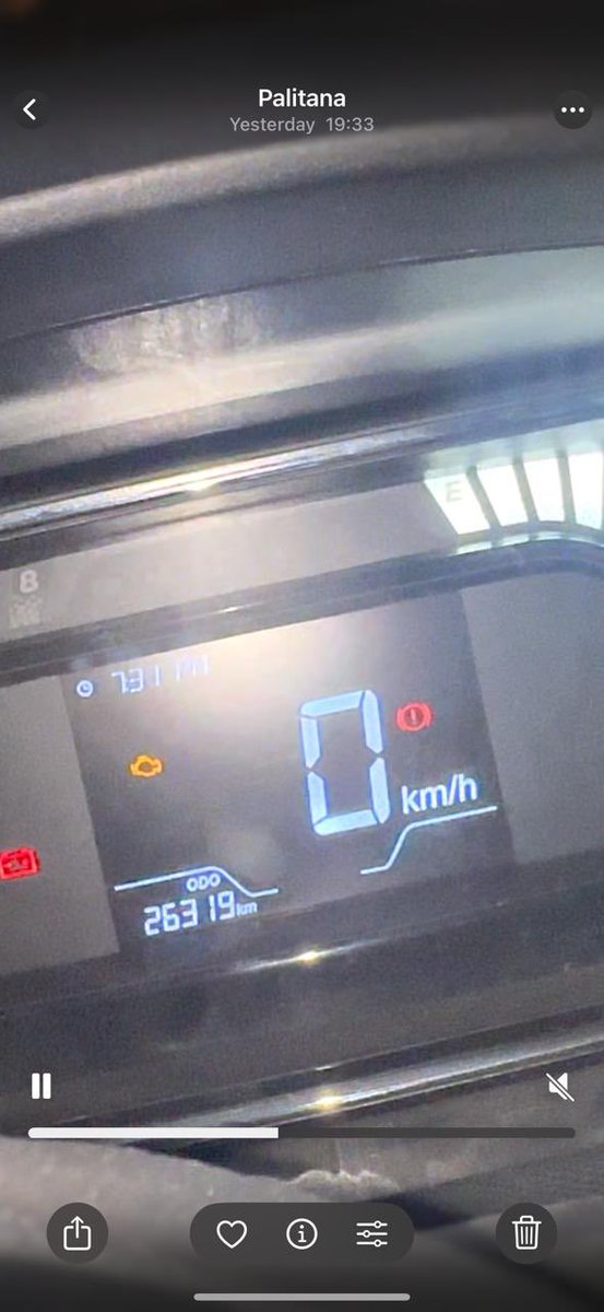 deeprathod2003's tweet photo. @tata_cars CNG Value Failed while running car. 
Frequently breakdowns, See the proofs. 
7000Km
8000km
23000km
26000km. https://t.co/yd6q4radw0