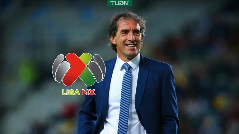 Guillermo Almada se reunió con equipo universitario😱😱😱 

✍️Información de <a href="/Paco_Arredondo_/">PACO ARREDONDO</a> 

tudn.com/futbol/liga-mx…

#FutbolEstufa I #NuestroFutbol I #FutbolMexicano