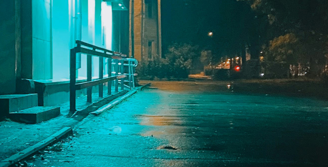 'The Crossing', by Carolyn Phillips is the latest short story, available to read here at Close To The Bone.

wp.me/p1Zyqm-qmP
#carolynphillips
#thecrossing