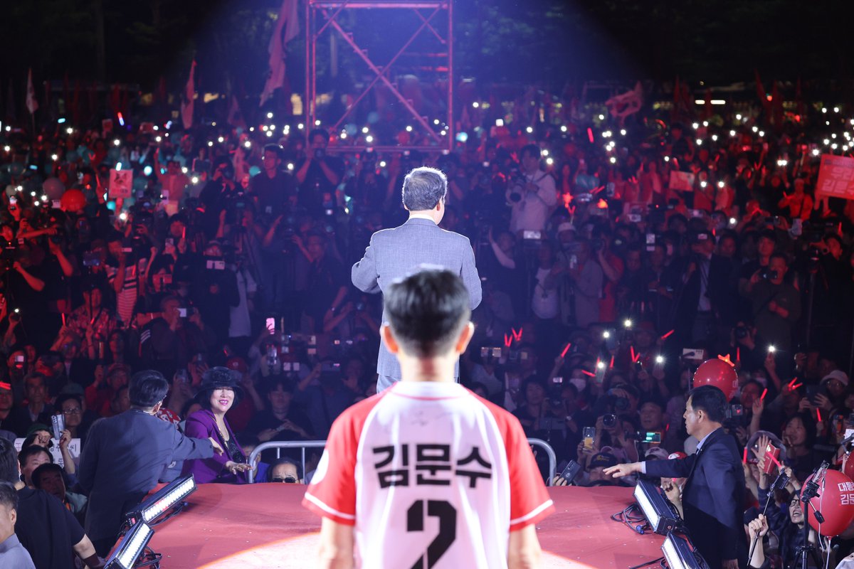 imsangduck's tweet photo. 어제의 모습 오늘의 모습 https://t.co/0hhnGQ2a9c